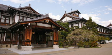 800px-Nara_Hotel05s4s4272.jpg